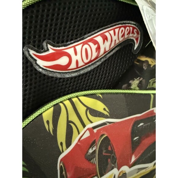 NEW With Tags Boys Hotwheels Car Backpack Green and Black 16" X 12" + FREE CAR - Picture 4 of 10